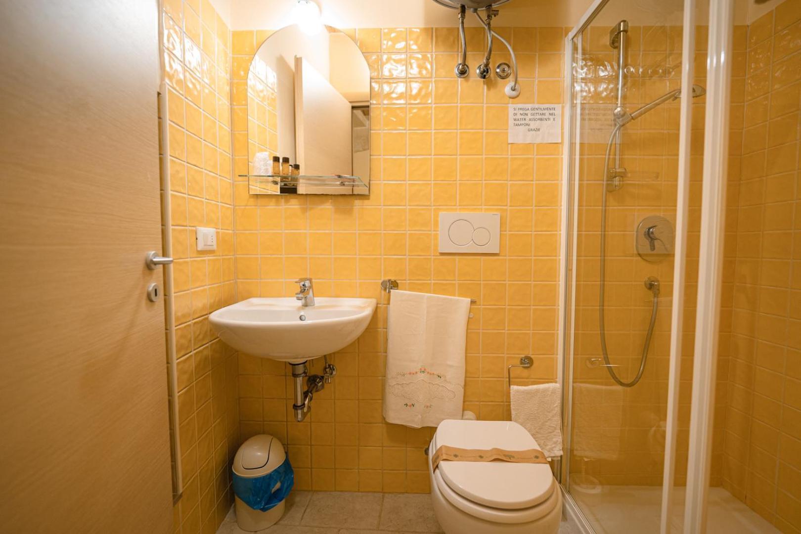 La Piccola Torre Hotel Bisceglie Cameră foto